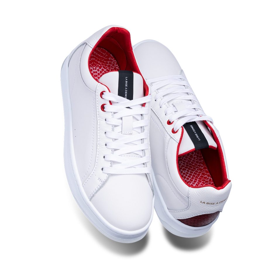 Des_conseils_pour_choisir_des_sneakers_minimalistes_blanches_pour_homme_